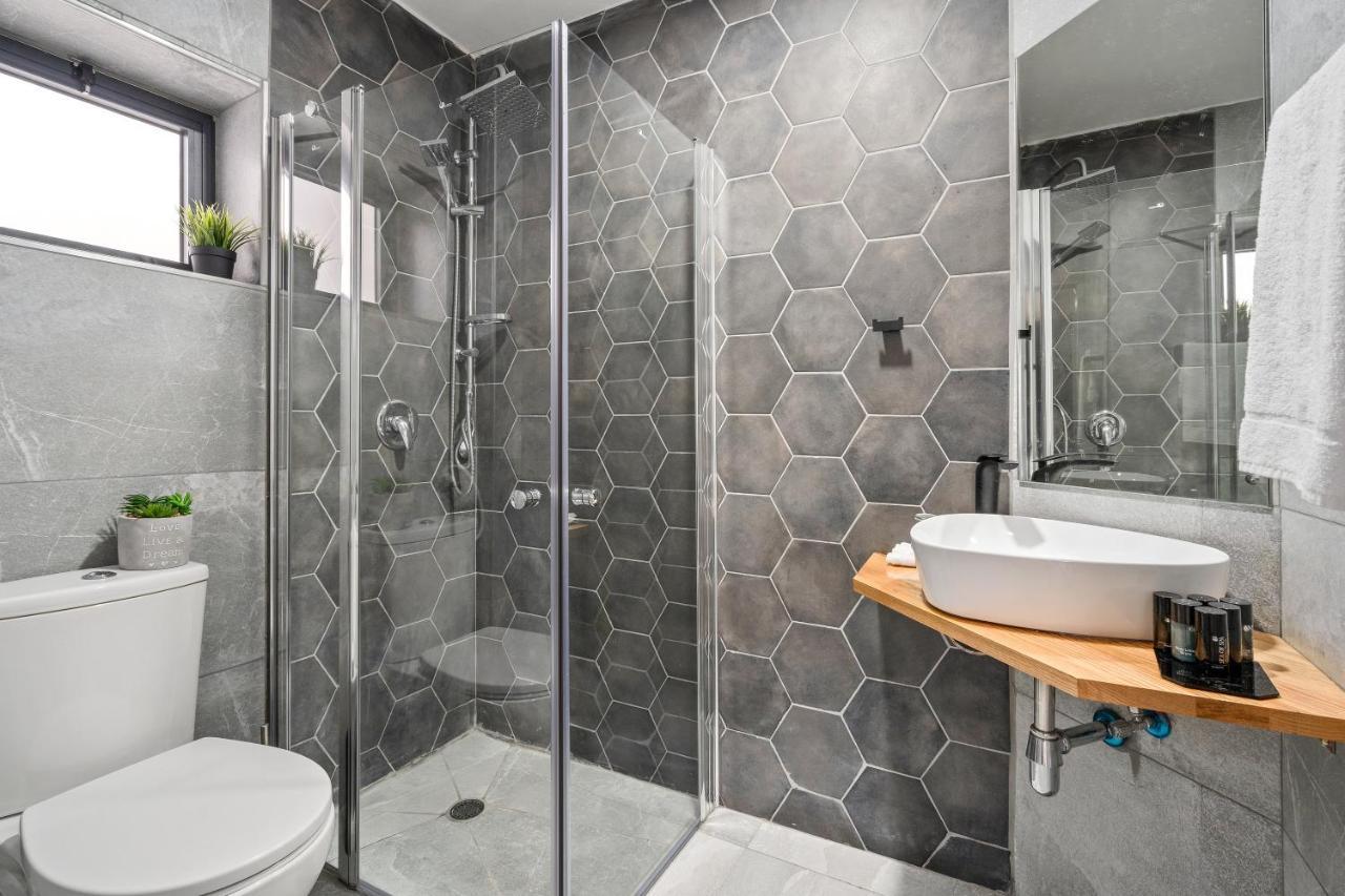 Hotel La Finca - Luxury Suites Hotel Be'er Sheva Eksteriør billede